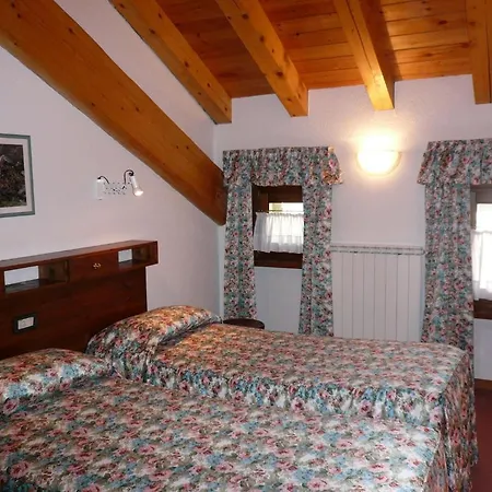Hotel Petit Giles Cogne
