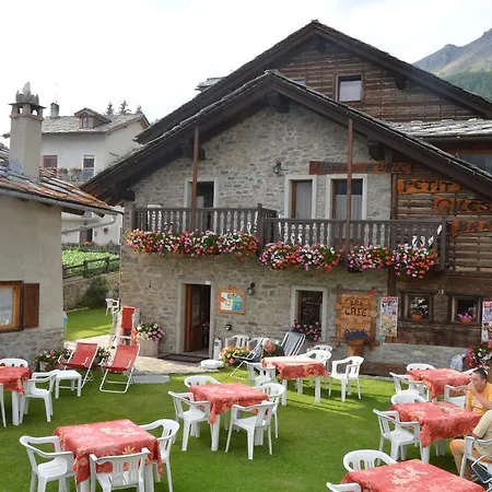 Petit Giles 2* Cogne
