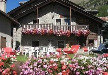 Hotel Petit Giles 2*